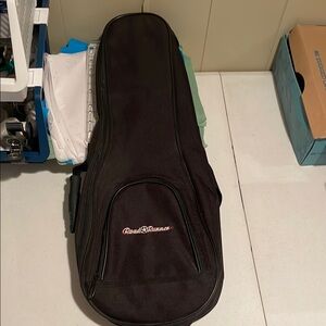 Road Runner Black Guitar Case